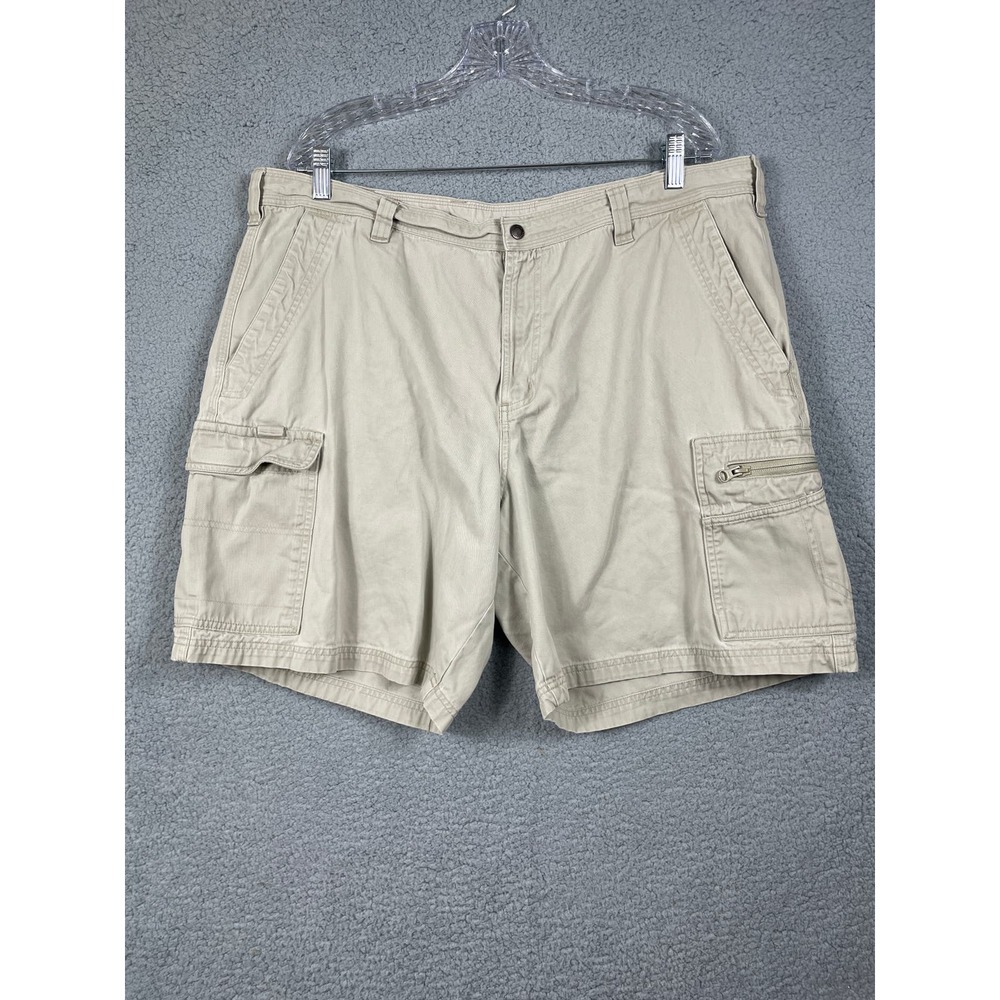 Columbia Men's Light Tan Shorts Size 40